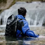 Črn vodotesni nahrbtnik za SUP, kajak, surf in kanu - Zulupack® Indy 20L