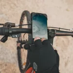 Vodotesni nosilec za telefon za kolo, motor, skiro in čoln – Zulupack® Twist&Ride IP68